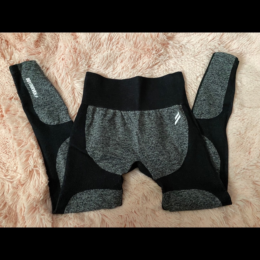 DOYOUEVEN Leggings